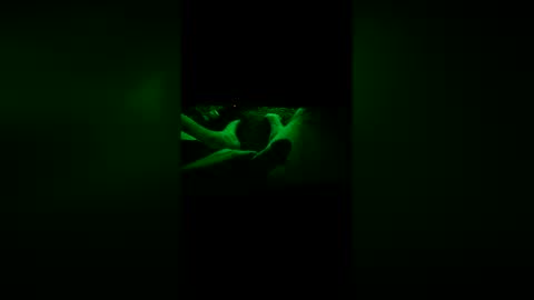 devinfillps online show from March 31, 7:32 am