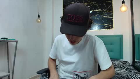 Snapshot of dia_fax18 chatting on October 25, 9:27 pm   online show from October 25, 9:27 pm