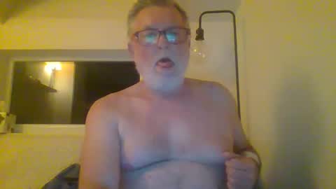 Snapshot of dial76 chatting on February 13, 3:07 am dial76 online show from February 13, 3:07 am