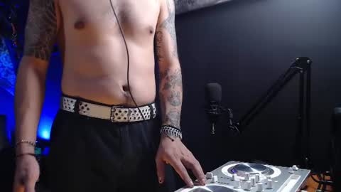 DICAPRIO online show from July 4, 5:38 pm