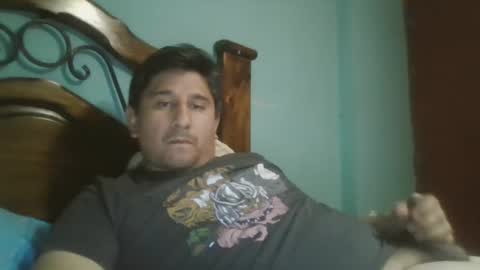 Snapshot of dickeduardo chatting on December 14, 1:39 am dickeduardo online show from December 14, 1:39 am