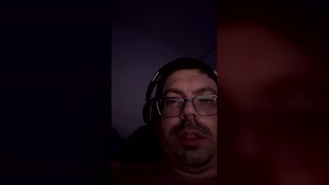 dickjames29 online show from April 22, 9:03 am