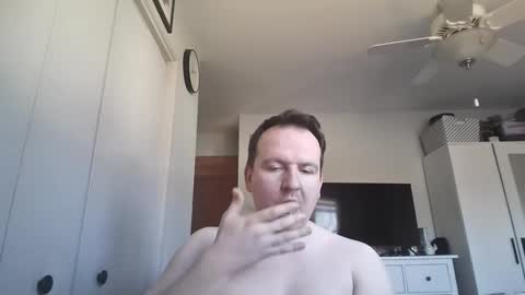 Snapshot of diego_condesso chatting on March 1, 6:11 pm Andy Brownhill online show from March 1, 6:11 pm