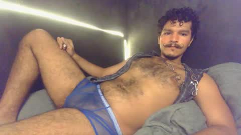 diemond_latinx98 online show from February 20, 10:39 am