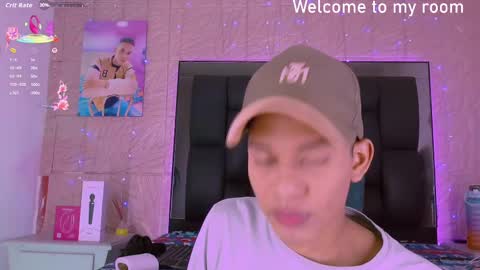 Snapshot of dilam_alfonzo chatting on October 3, 8:03 pm Dilan online show from October 3, 8:03 pm