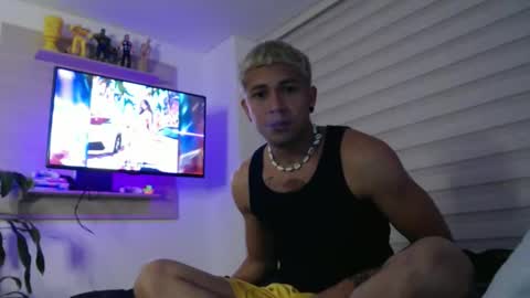 dilanxxx8888 online show from November 1, 5:00 am