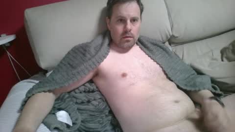 dili999 online show from April 11, 7:37 am