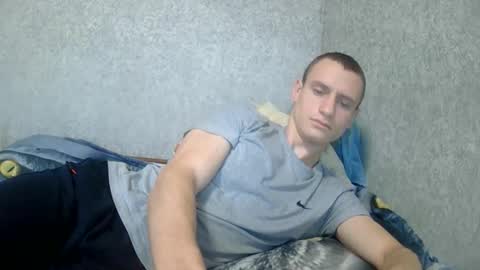 Snapshot of dimes_21 chatting on October 25, 6:48 am dimes_21 online show from October 25, 6:48 am