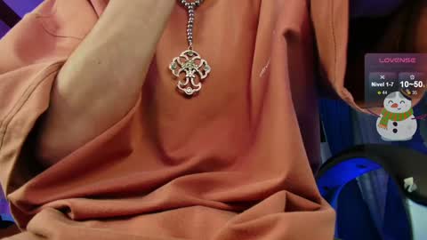 Julian Independent Model online show from December 14, 2:23 am