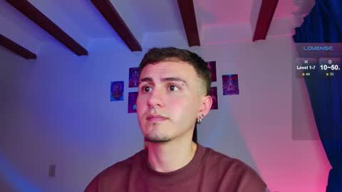 Julian Independent Model online show from September 12, 2:00 am