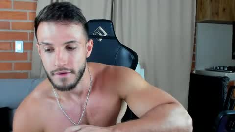 dimitricaruso online show from June 16, 2:58 am
