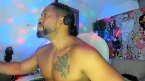 Snapshot of dimitry_muscle chatting on October 21, 2:03 am dimitry kyle mucle online show from October 21, 2:03 am