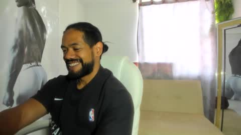 Snapshot of dimitry_muscle chatting on December 26, 4:04 pm dimitry kyle mucle online show from December 26, 4:04 pm