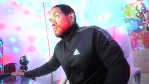 Snapshot of dimitry_muscle chatting on February 10, 12:19 am dimitry kyle mucle online show from February 10, 12:19 am