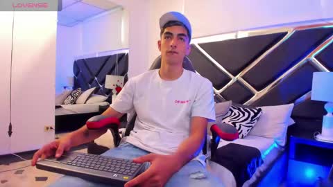 Cristian online show from December 28, 5:35 pm