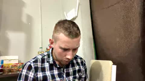 D  V  online show from February 3, 5:46 pm