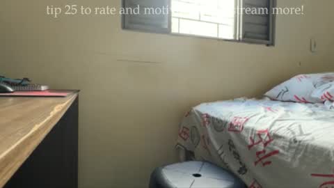 dinhoo14 online show from November 8, 6:00 pm