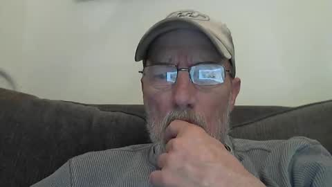 Snapshot of dirtynastyoldman chatting on March 5, 3:08 am dirtynastyoldman online show from March 5, 3:08 am