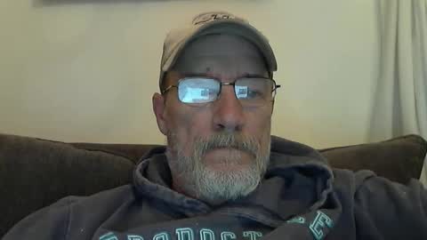 Snapshot of dirtynastyoldman chatting on March 6, 12:52 pm dirtynastyoldman online show from March 6, 12:52 pm