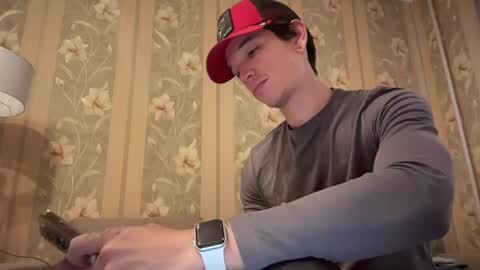 Snapshot of dirtyprettyboi chatting on February 2, 7:52 am buy tokens with link  online show from February 2, 7:52 am