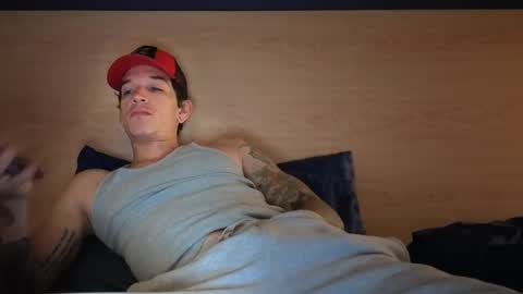 Snapshot of dirtyprettyboi chatting on January 25, 5:51 am buy tokens with link  online show from January 25, 5:51 am