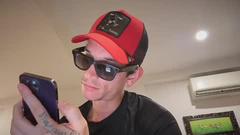 Snapshot of dirtyprettyboi chatting on January 16, 7:17 am buy tokens with link  online show from January 16, 7:17 am
