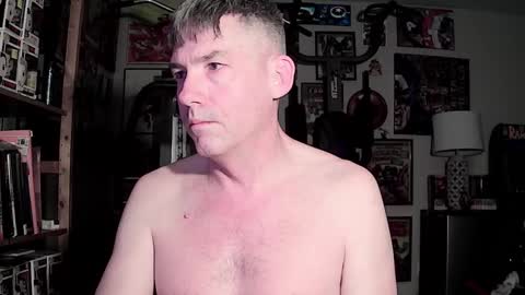 dix_handley_50 online show from January 30, 12:27 pm