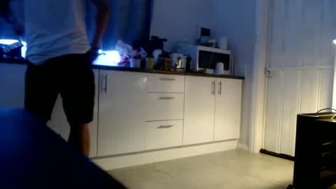 dixmithxxx777 online show from December 3, 9:56 pm