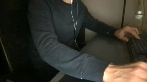 doctor_luv_69 online show from June 12, 9:45 pm