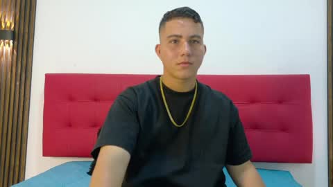  01 online show from May 15, 11:51 am