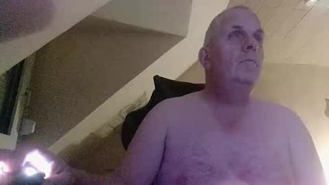 doggy2629 online show from October 27, 7:16 pm