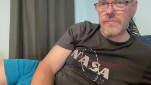 dolins online show from August 6, 6:08 am