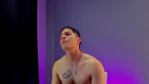 Domimick Crawford online show from September 28, 3:32 pm