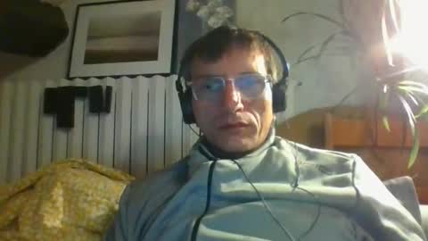 domi94300 online show from May 10, 9:38 pm