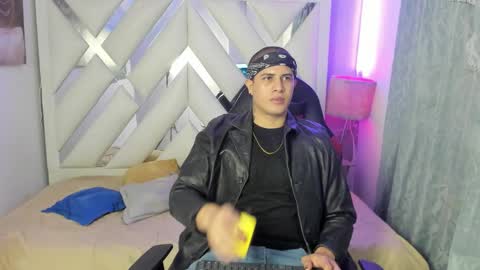 DOMI online show from March 7, 4:10 am