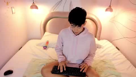 DOMINIC  online show from June 26, 8:55 pm