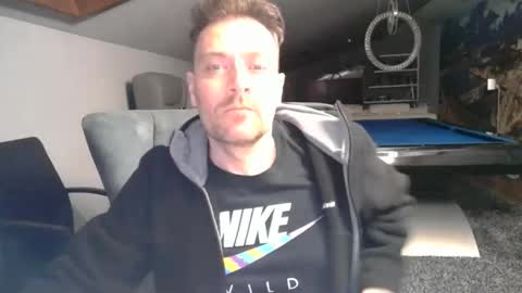 dondiego9999 online show from February 22, 1:07 am