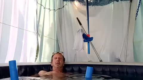 Snapshot of doobie1717 chatting on September 21, 12:05 pm doobie1717 online show from September 21, 12:05 pm