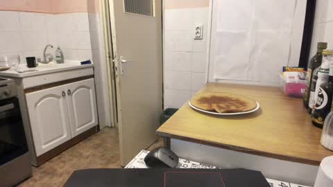 menu  below online show from December 31, 7:40 pm