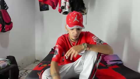 douglas_gallegos online show from April 21, 2:51 am