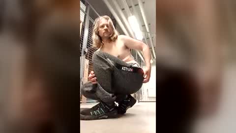 dr_jones779 online show from June 17, 4:14 am