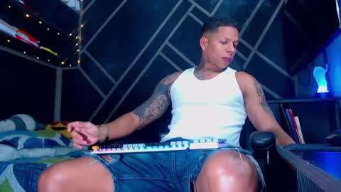 Snapshot of drake_jhonson08 chatting on October 5, 4:16 am Drake online show from October 5, 4:16 am