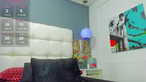 Snapshot of drake_nassir4 chatting on October 24, 5:20 am ---Drake--- online show from October 24, 5:20 am