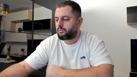 Draven A online show from January 29, 4:05 am