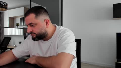 Draven A online show from February 6, 10:48 am