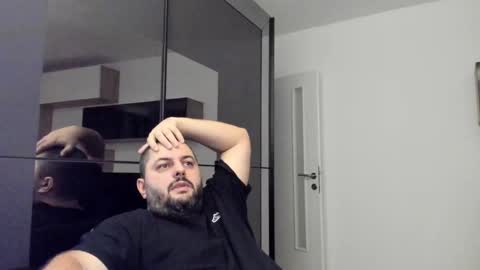 Draven A online show from January 1, 8:04 pm