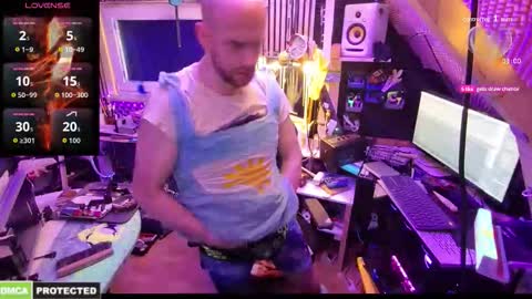 Snapshot of drawingcock chatting on September 13, 10:44 pm drawingcock online show from September 13, 10:44 pm