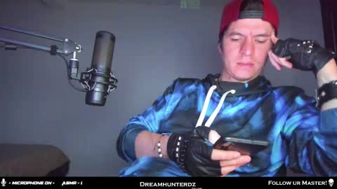 Your lord. - ONLINE  1500 Pm to 2100 Pm - New York Hour online show from December 18, 11:01 pm