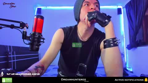Snapshot of dreamhunterdz chatting on March 7, 10:43 pm Your lord. - ONLINE  1500 Pm to 2100 Pm - New York Hour online show from March 7, 10:43 pm
