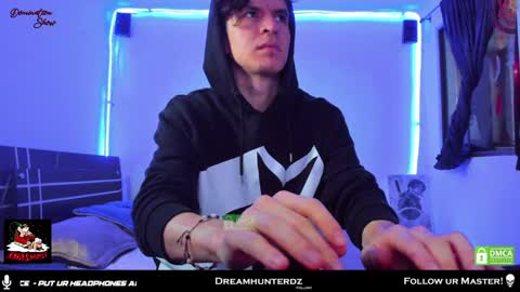 Snapshot of dreamhunterdz chatting on December 4, 10:08 pm Your lord. - ONLINE  1500 Pm to 2100 Pm - New York Hour online show from December 4, 10:08 pm